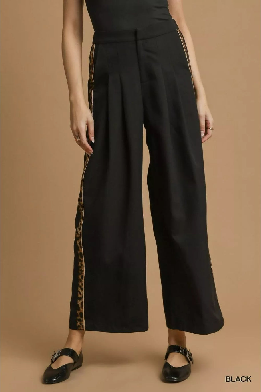 Umgee Front Pleated Wide-Leg Pants with Contrast Trim-Pants-Trendsi-Black-S-[option4]-[option5]-[option6]-[option7]-[option8]-Shop-Boutique-Clothing-for-Women-Online