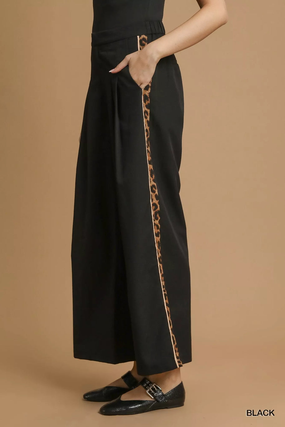 Umgee Front Pleated Wide-Leg Pants with Contrast Trim-Pants-Trendsi-[option4]-[option5]-[option6]-[option7]-[option8]-Shop-Boutique-Clothing-for-Women-Online