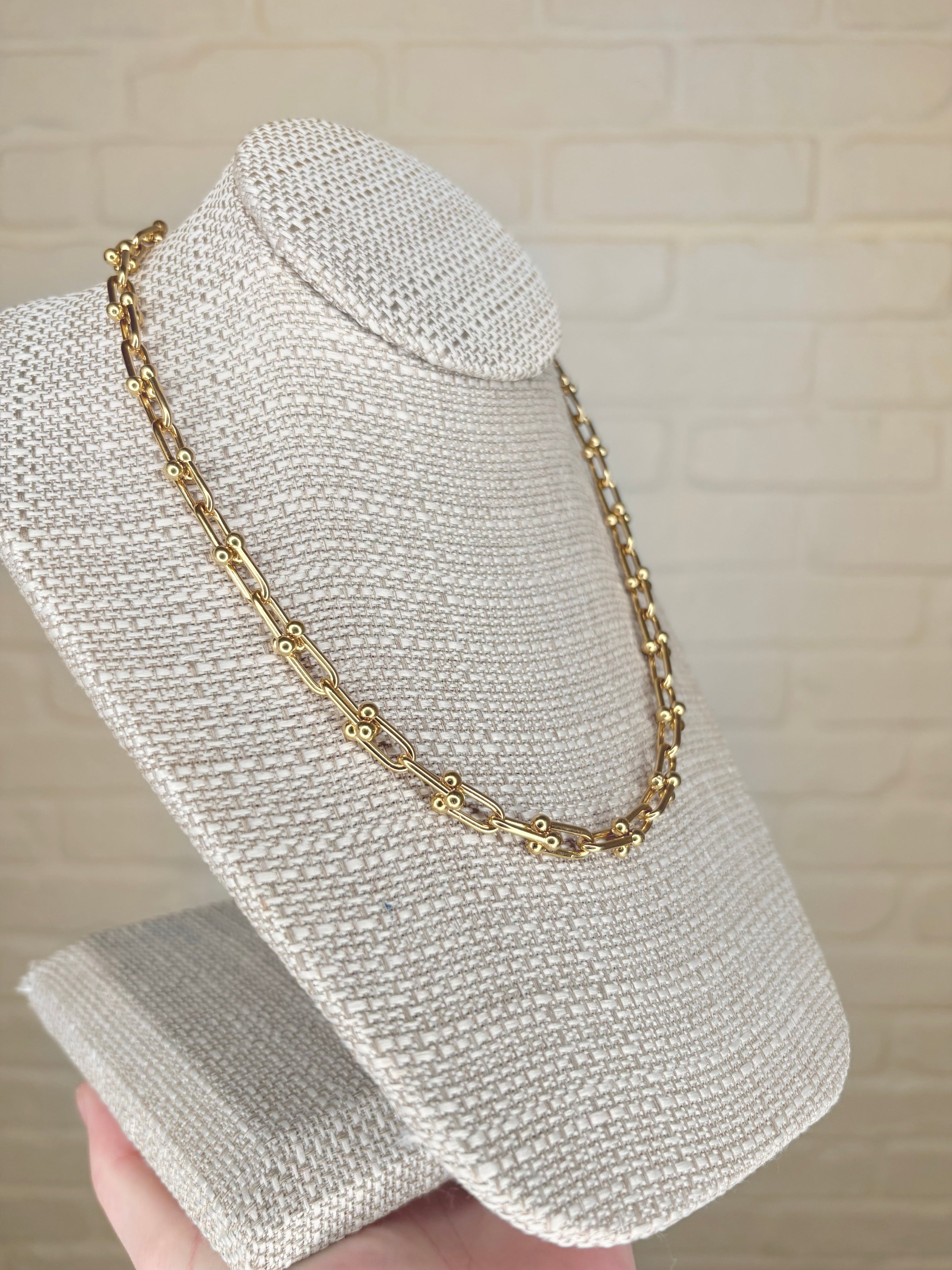 Closest Link Necklace-Accessories-Ave Shops-[option4]-[option5]-[option6]-[option7]-[option8]-Shop-Boutique-Clothing-for-Women-Online