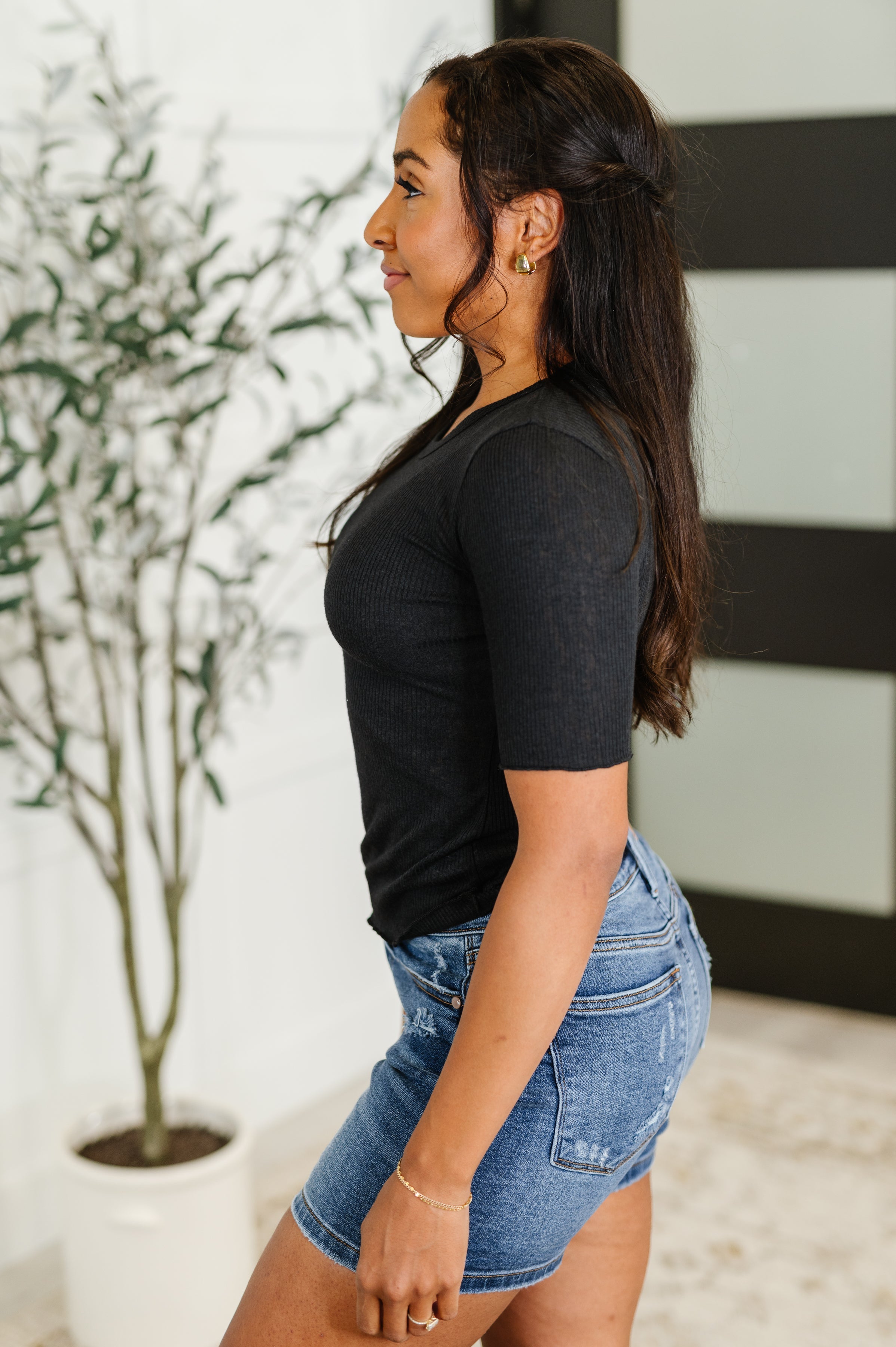 Knit Pick Basic Tee in Black-Womens-Ave Shops-[option4]-[option5]-[option6]-[option7]-[option8]-Shop-Boutique-Clothing-for-Women-Online
