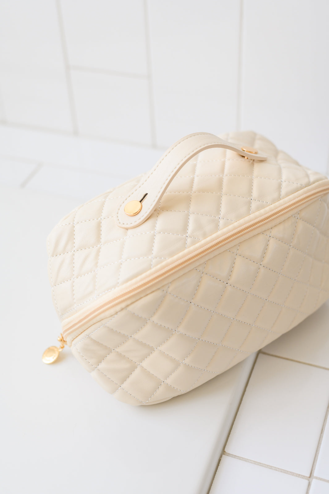 Large Capacity Quilted Makeup Bag in Cream-Accessories-Ave Shops-[option4]-[option5]-[option6]-[option7]-[option8]-Shop-Boutique-Clothing-for-Women-Online