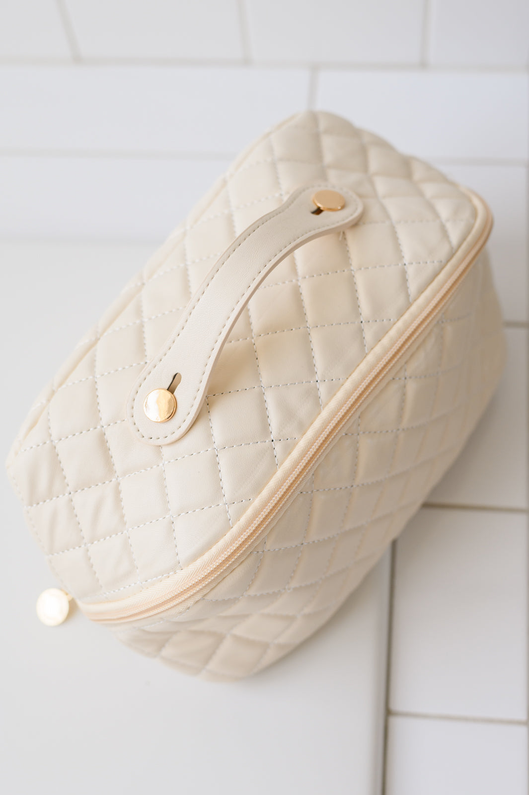 Large Capacity Quilted Makeup Bag in Cream-Accessories-Ave Shops-[option4]-[option5]-[option6]-[option7]-[option8]-Shop-Boutique-Clothing-for-Women-Online