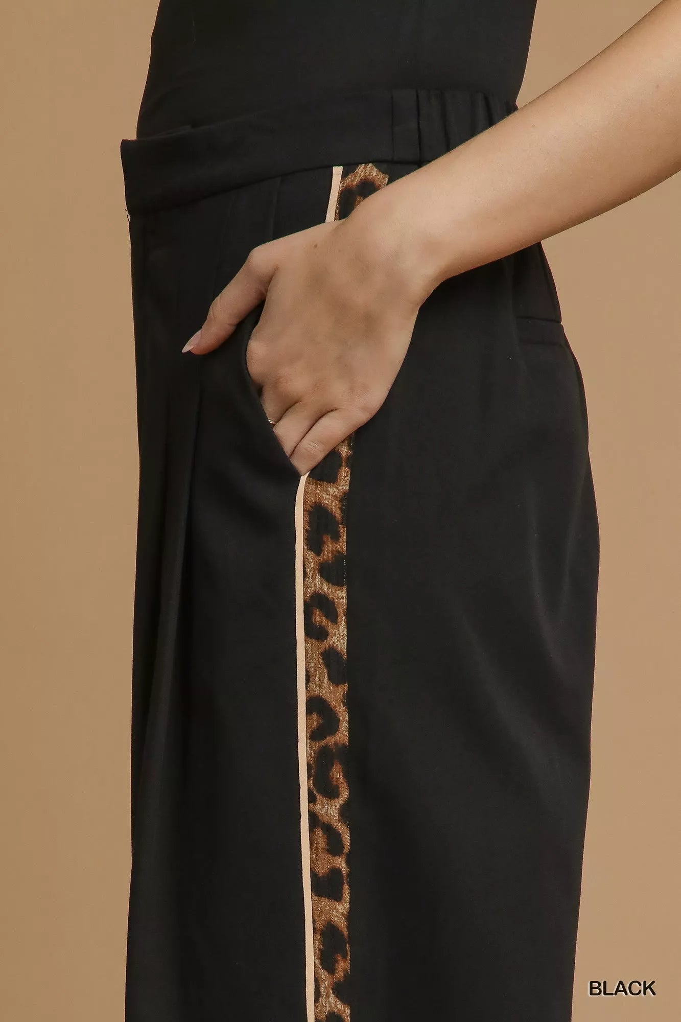 Umgee Front Pleated Wide-Leg Pants with Contrast Trim-Pants-Trendsi-[option4]-[option5]-[option6]-[option7]-[option8]-Shop-Boutique-Clothing-for-Women-Online