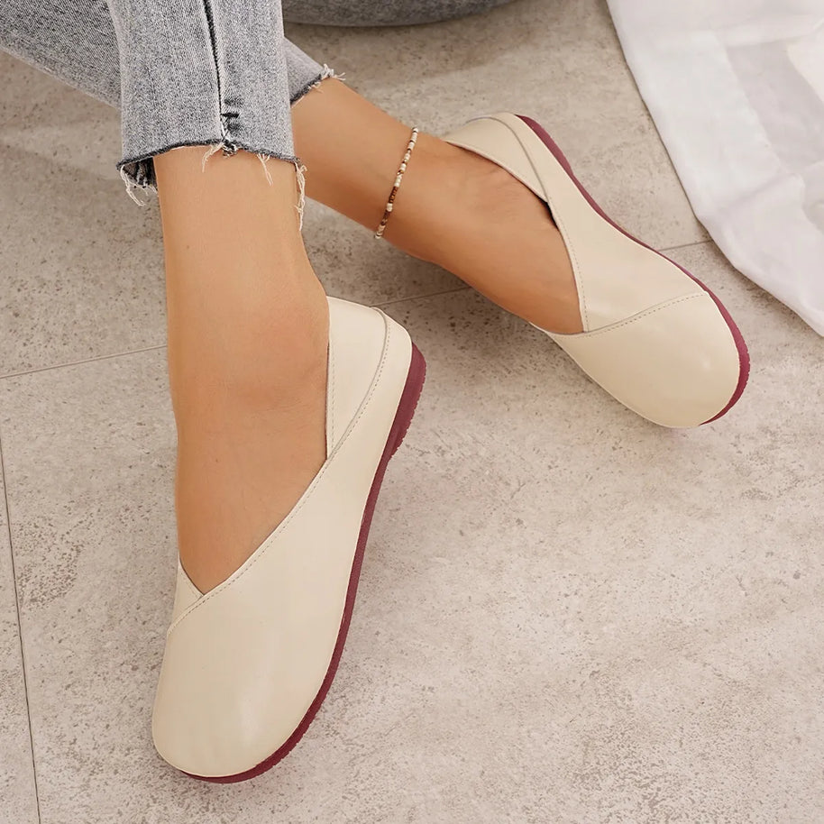 Round Toe Flats Slip-Ons-135 Flats-Trendsi-[option4]-[option5]-[option6]-[option7]-[option8]-Shop-Boutique-Clothing-for-Women-Online