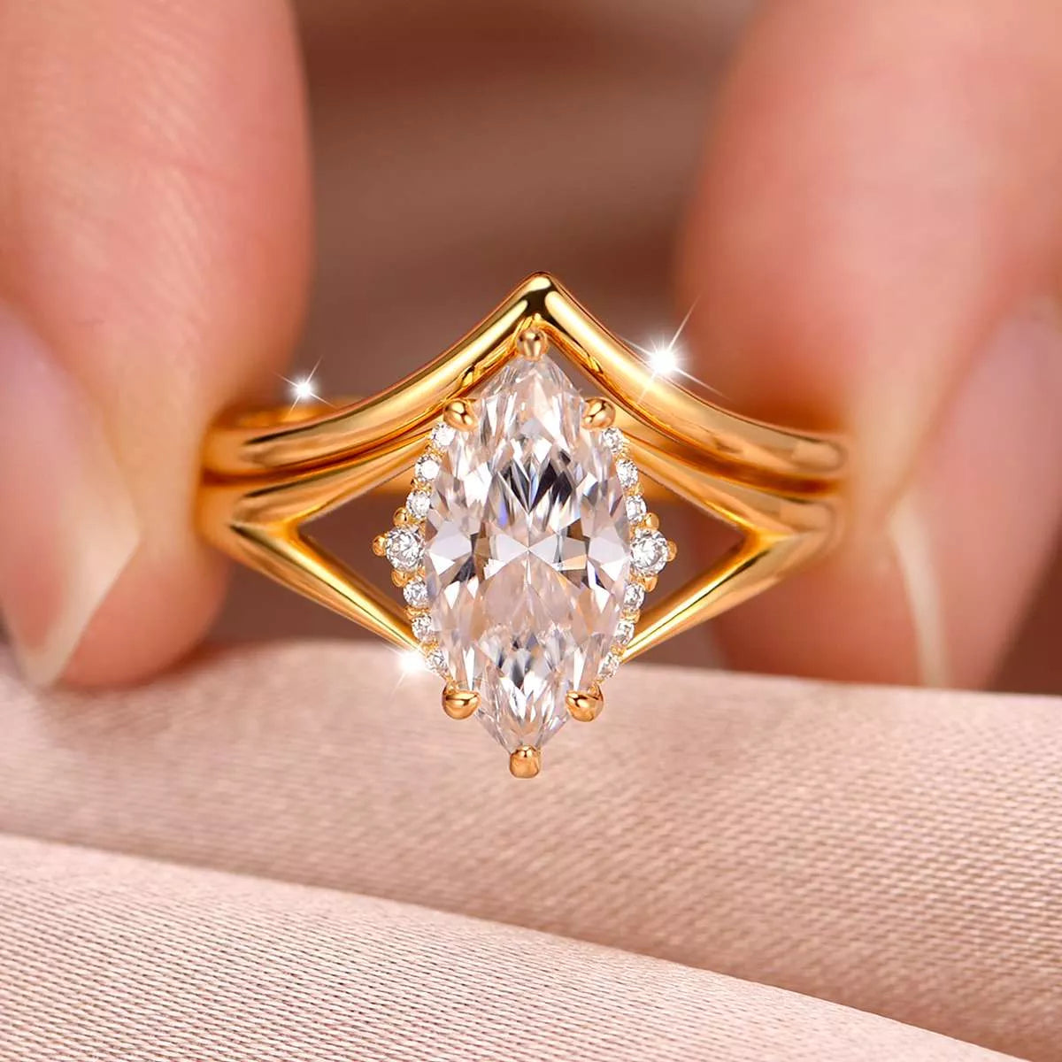 2 Carat Moissanite 925 Sterling Silver 2 Piece Ring-ring-Trendsi-[option4]-[option5]-[option6]-[option7]-[option8]-Shop-Boutique-Clothing-for-Women-Online